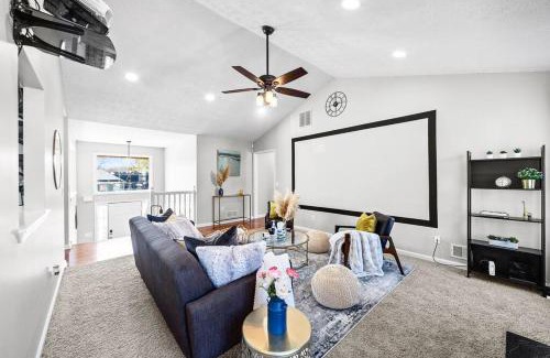 Lawrenceville House | NEW Modern Home Theatre