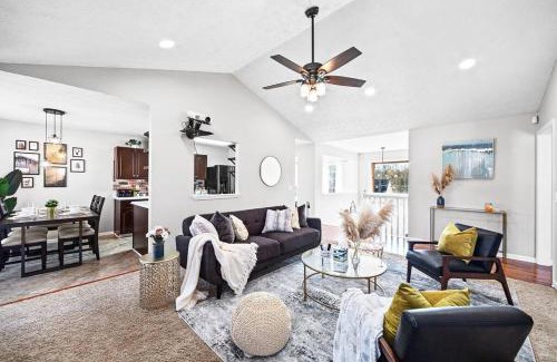 Lawrenceville House | NEW Modern Home Theatre