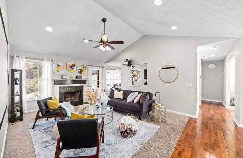 Lawrenceville House | NEW Modern Home Theatre