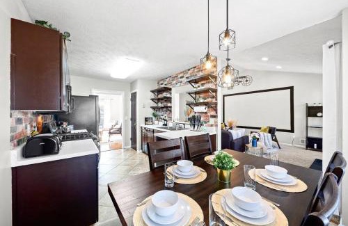 Lawrenceville House | NEW Modern Home Theatre