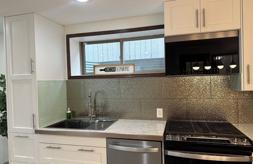 Auburn Bay Apartment | NEW Modern Secondary Suite w/Private Office, Chefs Kitchen and 2nd workspace
