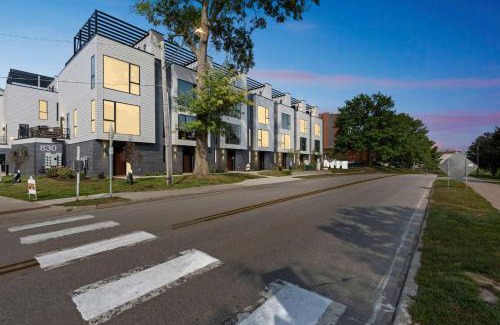 Iowa City House | New Modern Townhome with Rooftop Patio townhouse
