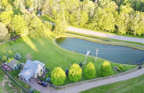Meadows Of Dan Cabin | New! Mountain Mann Retreat by Buffalo Mtn Getaway