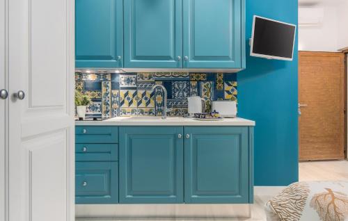 Brulo Apartment | New! NEW RIVA LUXURY ONE - with sunny terrace & big garden