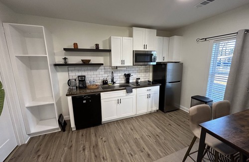 Lawrenceville House | New Nice and Comfy Like Home !