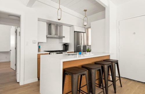 El Porto House | NEW! Ocean View Mid-Century Modern Beach House