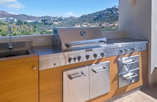 San Jose del Cabo House | New Ocean View Villa With Private Beach