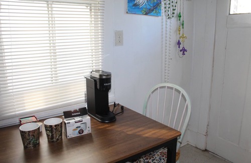 West Riverside House | New Orleans House in Uptown Two Blocks to Magazine St.
