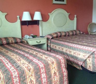 Gentilly Woods Hotel | New Orleans Inn