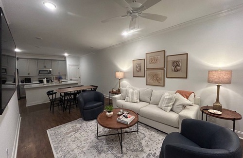 Oxford Condo | New Oxford Townhome Minutes from Campus and The Square!