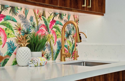 Princeville Condo | NEW Palm Dreams Luxe Retreat w/AC. Close to Best Beaches, Trails & Eats