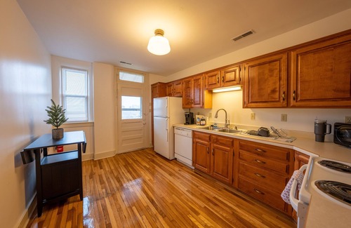 Jefferson City Apartment | New! Parkers Place Suite 4