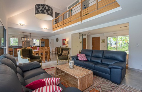 Sarzeau House | NEW Peaceful Haven : big villa, private heated pool and beach just steps away