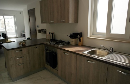 Bellavista Apartment | ★New Penthouse Apartment, Fully Air Con, 100 Mbps Wifi, Sleeps 5★