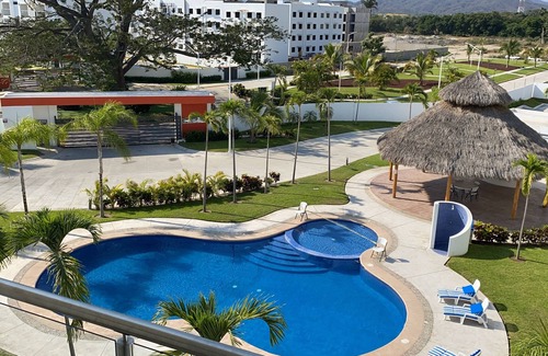 Manzanillo Apartment | New Penthouse with three bedrooms and terrace.