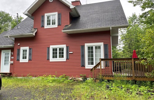 Sutton Ski Chalet | New! Perfect location in Sutton. Ski, bike, hike.