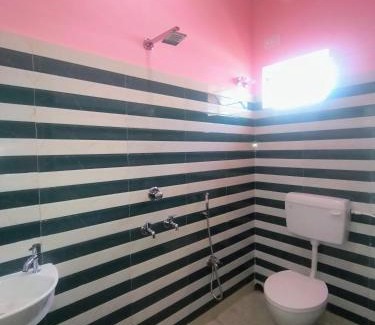Bolpur House | New Projapati Guest House, Prantik Road