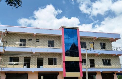 Bolpur House | New Projapati Guest House, Prantik Road