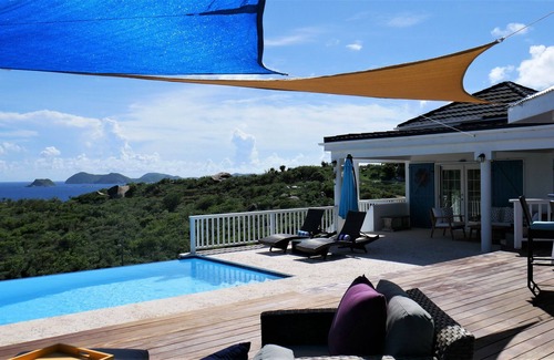 Spanish Town Apartment | *New Property* Affordable 2 Bed/1 Bath Flat with POOL