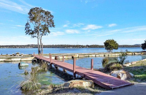 Dora Creek House | new property Lake Palm Luxury Resort Estate
