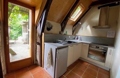 Cassaniouze Cottage | NEW! Quiet 19th-century gîte with swimming pool and breathtaking views