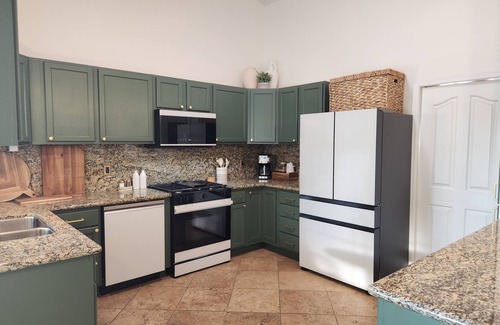 Mesa House | NEW! Quiet Family Oasis, Heated Pool, Space Cowboys & Retro Nintendo