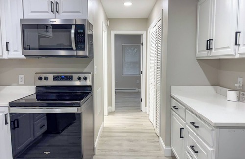 West Lebanon Apartment | New Remodel - 1st Floor - Mins to DHMC & Hanover