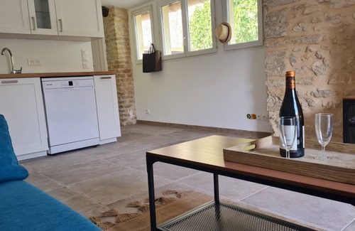 Vedene House | New rental in the heart of the village near Avignon