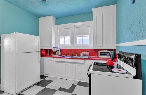 Gonzales House | NEW! Retro Revival with Modern Luxury