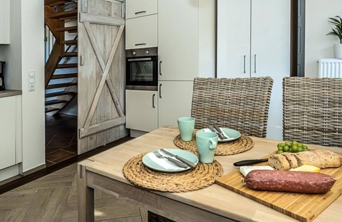 Strenglin Apartment | NEW Sea and Moo vacation apartment