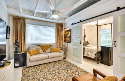 New Smyrna Beach House | New Smyrna Beach Cottage about 1 Mi to Downtown!