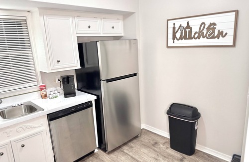 Tougaloo House | New! Spacious 3 bedroom & Great for midterm stays