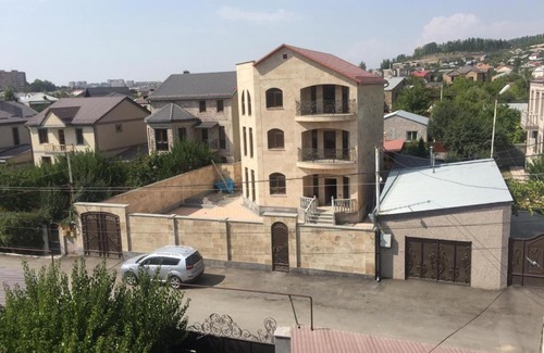 Arinj Villa | New spacious villa with a garden & Ararat view