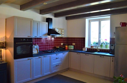 Rtina Apartment | New stone house near the beach with fantastic sea view