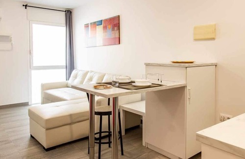 Banyoles Apartment | New studio in the center of Banyoles for 2 people