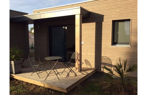 Vallet House | New studio in the village with its terrace and private location