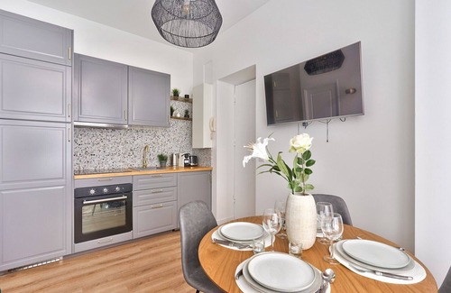 Saint-Lambert Apartment | NEW ! Stunning 2BR Apt in the Heart of Paris 15