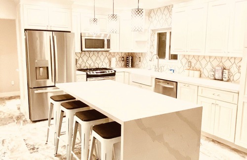 Cavalier Vista House | NEW!STUNNING LUXURY & GLAM |OLD TOWN SCOTTSDALE |DUAL PRIMARY BDRMS |HEATED POOL