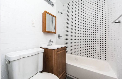 East Flatbush House | *NEW Stunning Spacious Home in Brooklyn!* 2 floors
