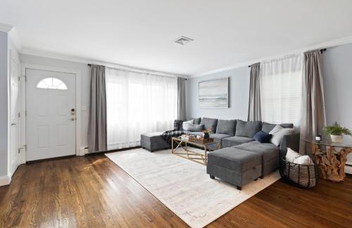 Cove - East Side - Shippan House | New Stylish Beach Home near Stamford Downtown/Cove Beach/40 min to NYC