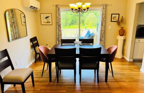 Accord House | NEW: Stylish, clean and comfortable 4-bedroom country home located in Accord
