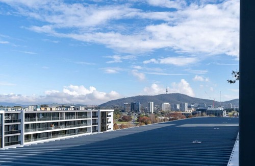 Reid Apartment | New to VRBO: Comfy Apartment near ANZAC Park