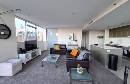 City West Apartment | New to VRBO: Grand 2BR between ANU and City