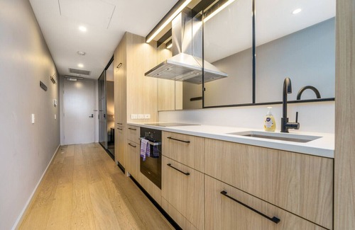 Kingston Apartment | New to VRBO: Prime and Stylish Stay in Kingston Foreshore