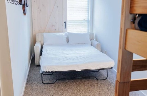 Plymouth Apartment | NEW -Townhouse - Tenney Mountain Resort