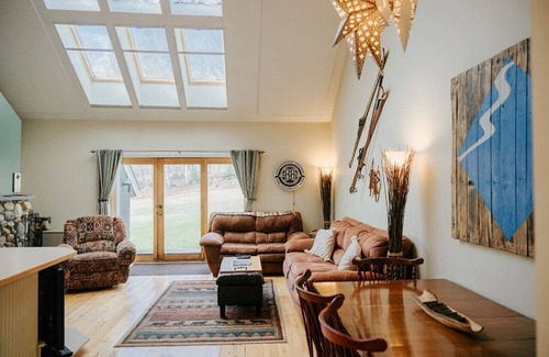 Plymouth Apartment | NEW -Townhouse - Tenney Mountain Resort