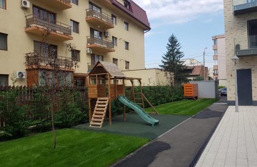 Cluj-Napoca Apartment | New Transilvania White