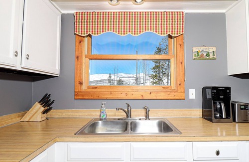 Grand Lake Cabin | New! Updated 2-Bedroom Cabin in Sun Valley with Private Dock & Epic Fishing!