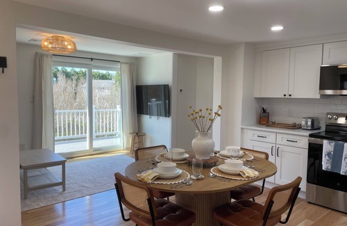 Narragansett House | NEW! Updated rare 9 bedroom, sleeps 18-20 & short walk to Roger Wheeler Beach!