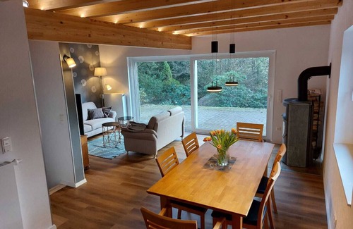 Hoevelriege House | New vacation home in the middle of the forest